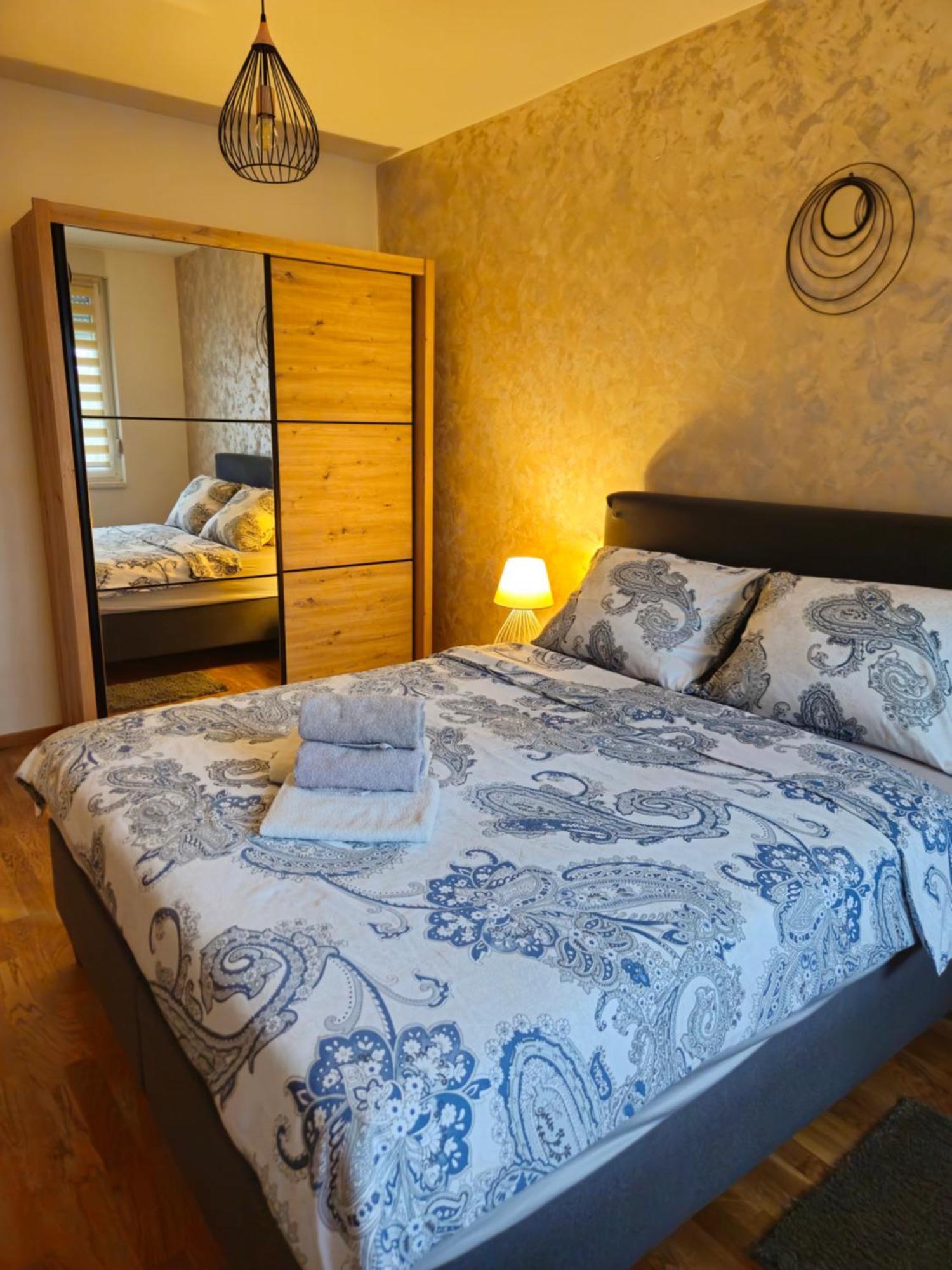 Apartment Ela Subotica Eksteriør bilde